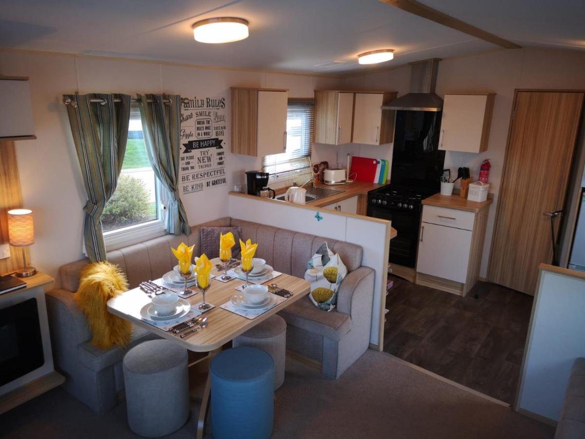 Hot Tub Hols 61 Kingfisher Court Hotel Tattershall Esterno foto
